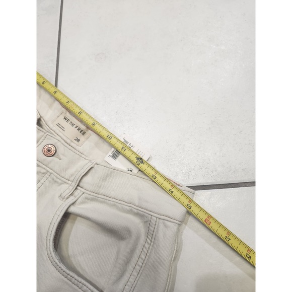 Free People We The Free Good Luck Mid-Rise Barrel Jeans - Size: 28 White New - Picture 6 of 10